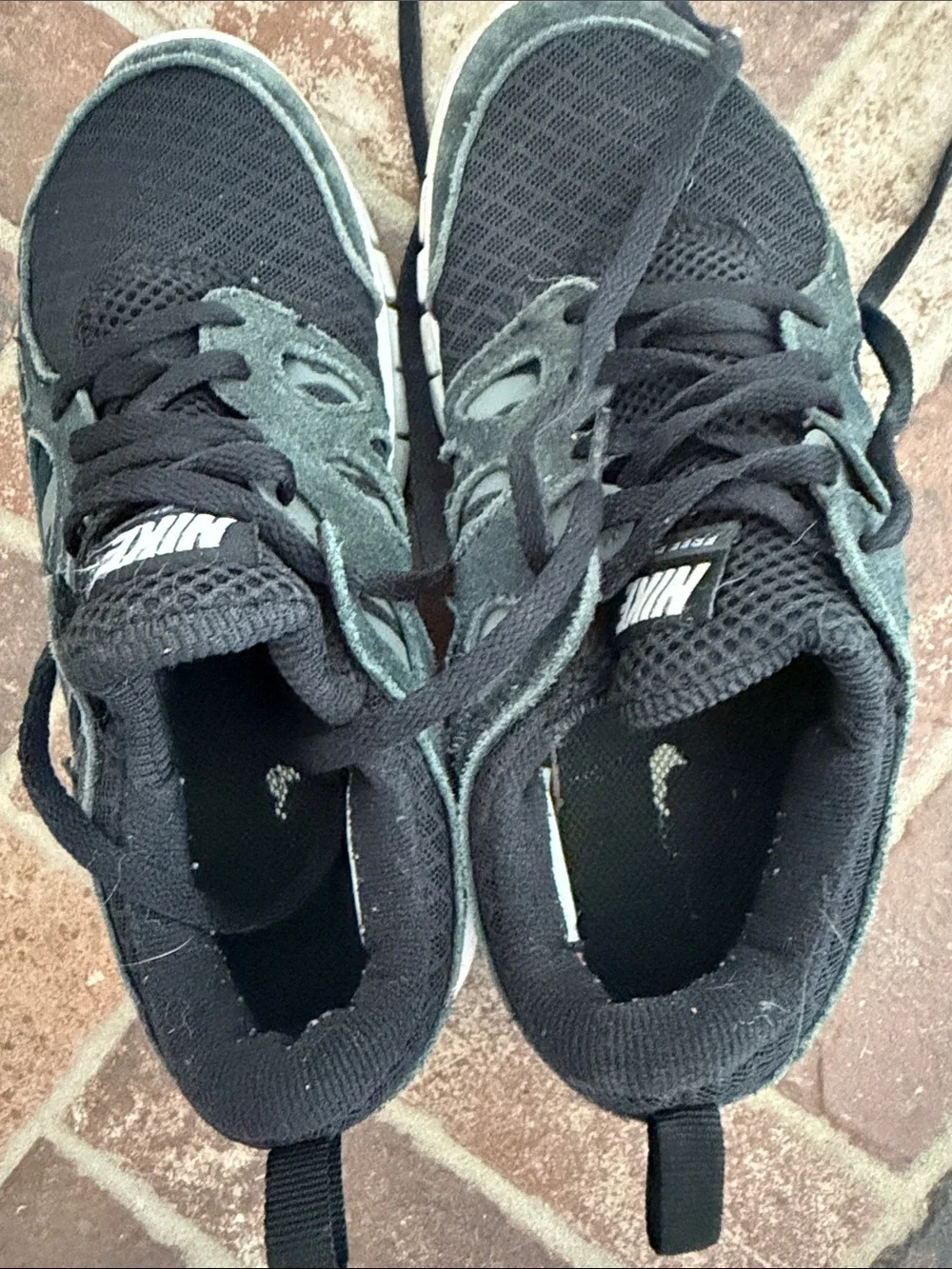 Nike youth sneakers